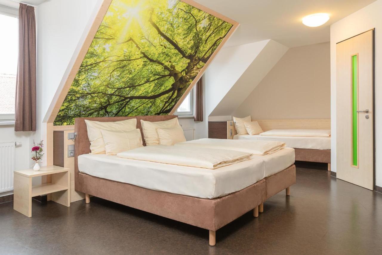 Radlhotel Wassertrüdingen Buitenkant foto