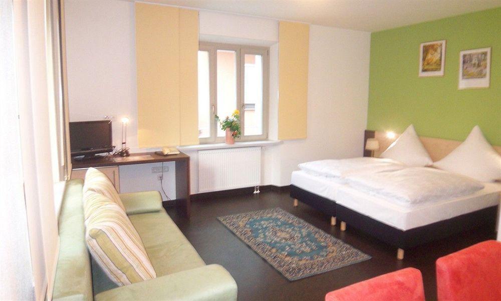 Radlhotel Wassertrüdingen Buitenkant foto