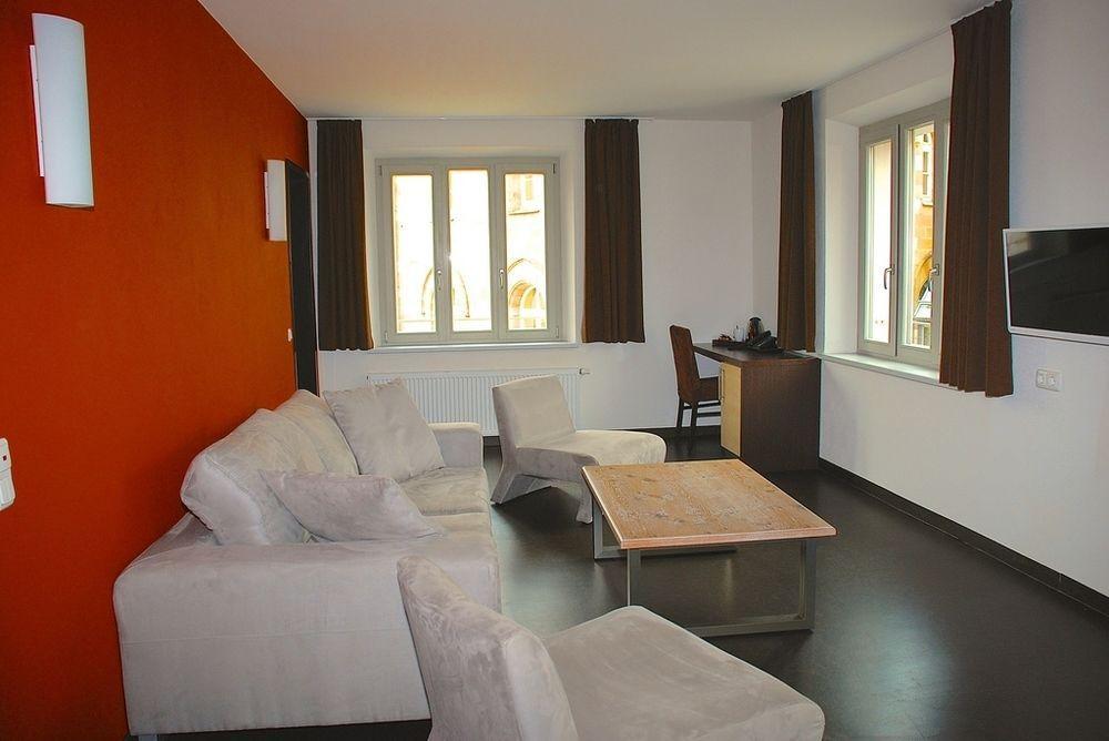Radlhotel Wassertrüdingen Buitenkant foto